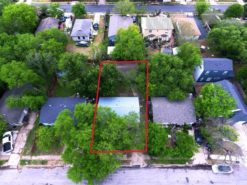 Virtual tour of 6115 Carnation Ter