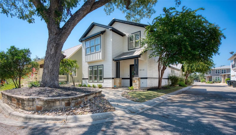 Virtual tour of 613 Springs Nursery