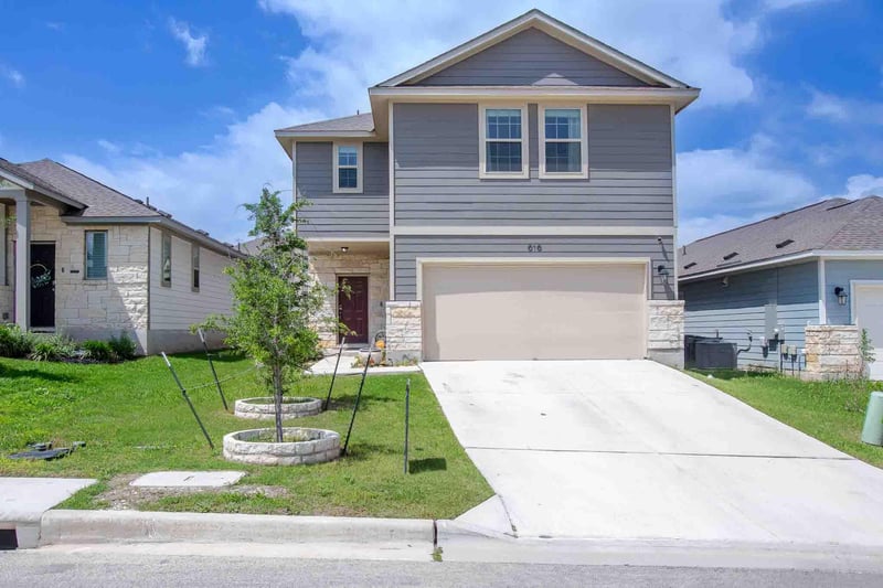 Virtual tour of 616 Barbary Coast LN