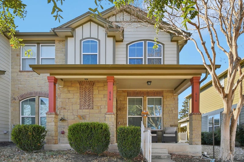 Virtual tour of 616 Lookout Tree LN