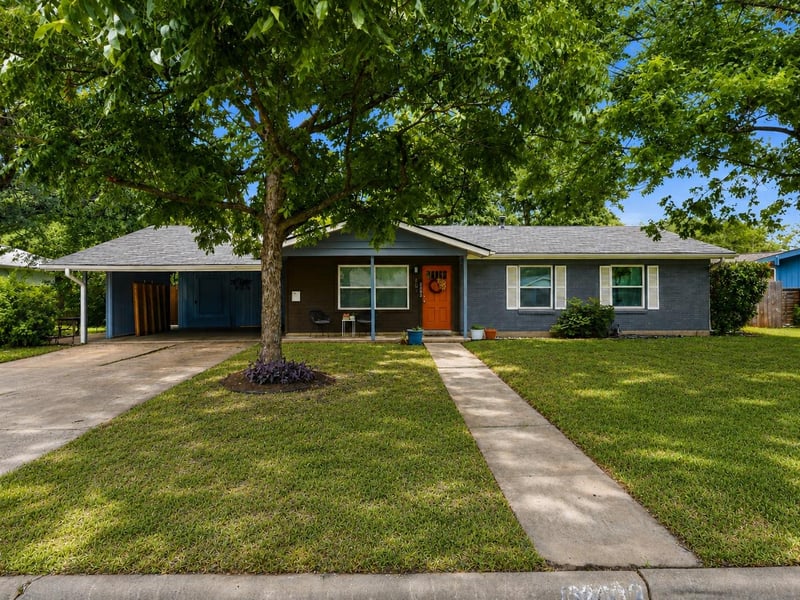 Virtual tour of 6203 Brookside DR