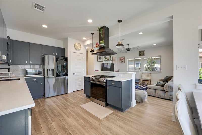 Virtual tour of 6203 Principale DR