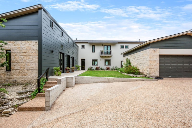 Virtual tour of 6204 Mesa DR