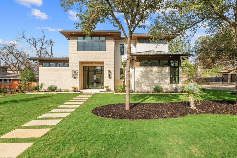 Virtual tour of 6206 Cary DR