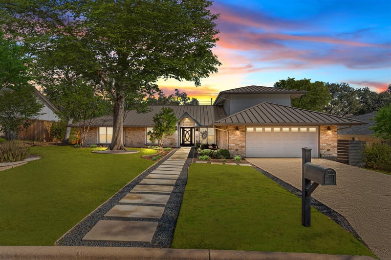 Virtual tour of 6209 Shadow Mountain DR