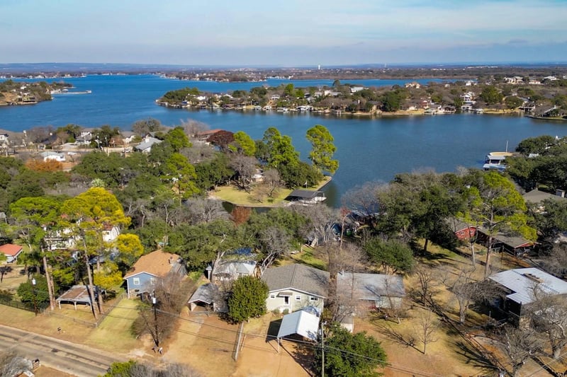 Virtual tour of 621 Sandy Mountain Dr