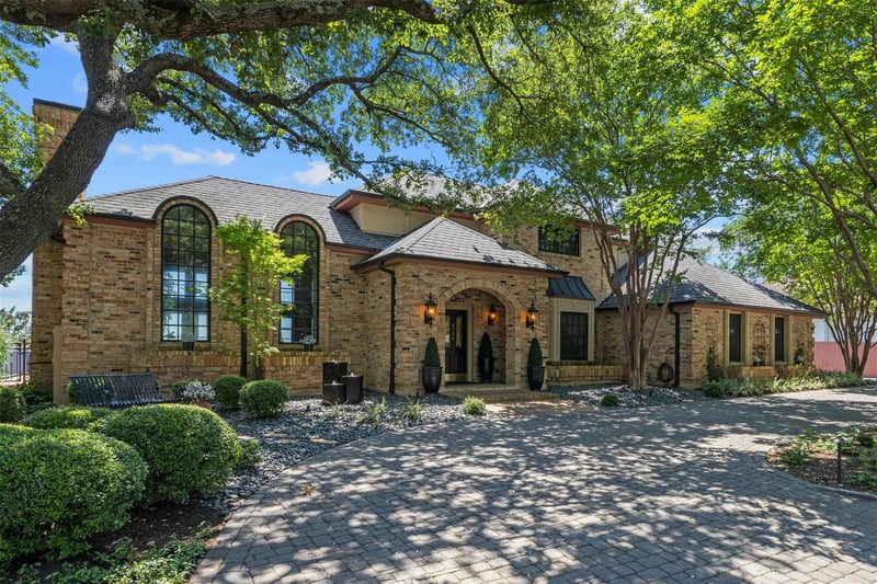 Virtual tour of 6220 Ledge Mountain DR