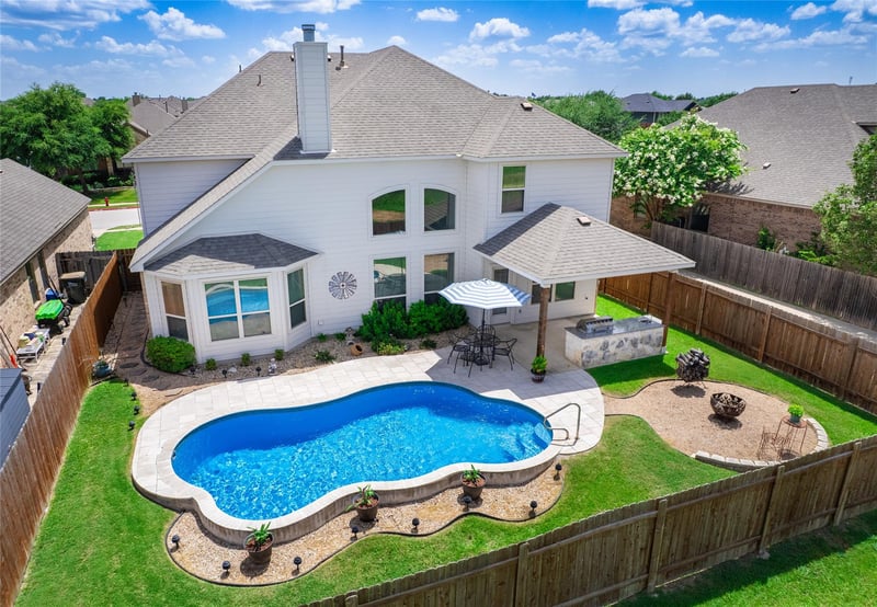 Virtual tour of 624 Clear Springs HOLW