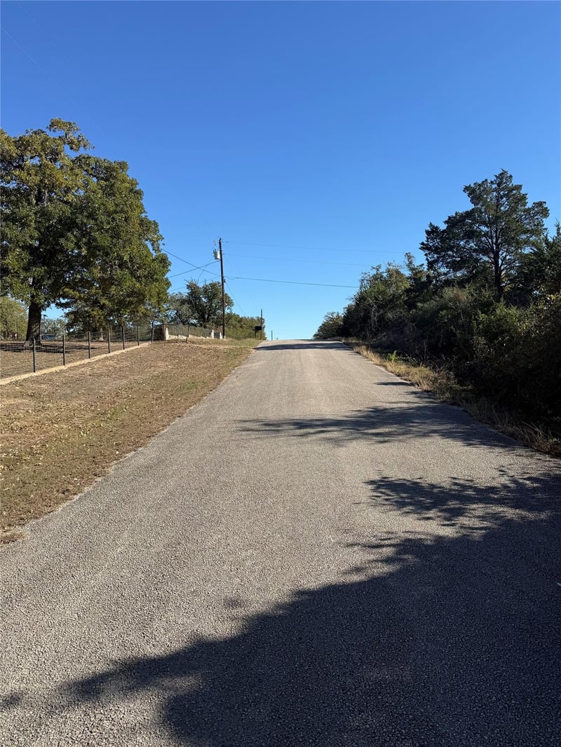 Virtual tour of 628 Leisure LN