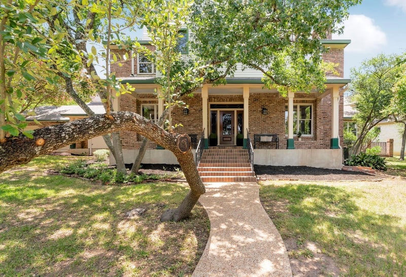 Virtual tour of 6302 Huntcliff DR