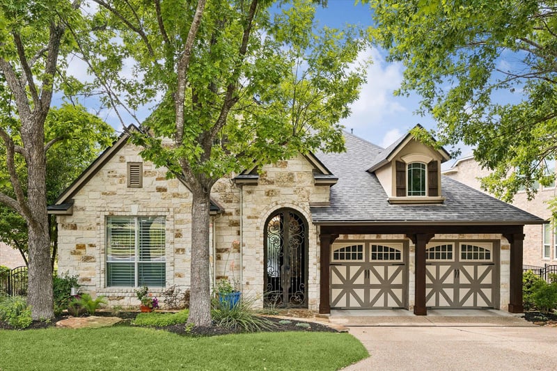 Virtual tour of 6302 River Place BLVD