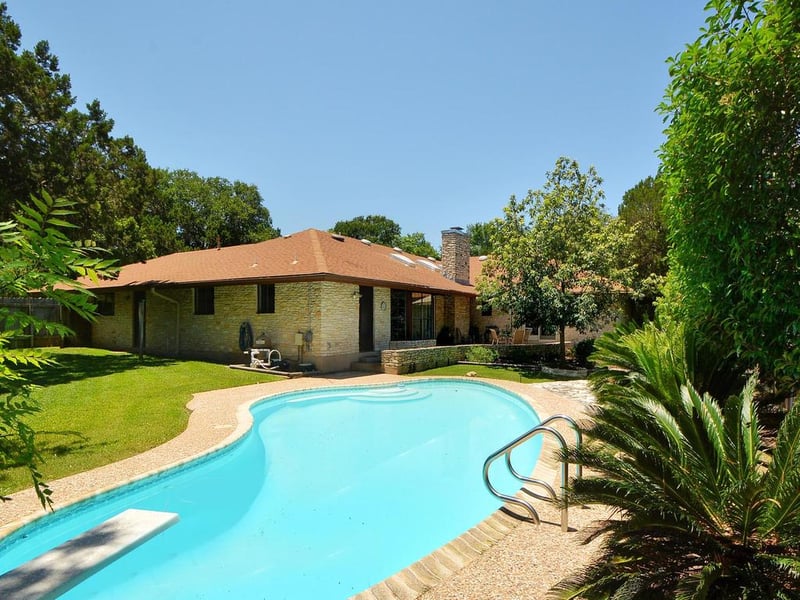 Virtual tour of 6303 Shadow Mountain Dr