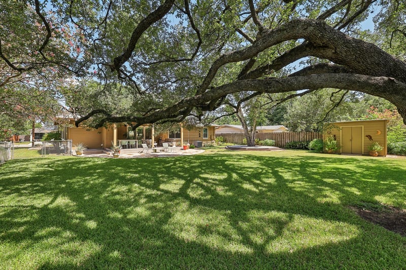 Virtual tour of 6308 Nasco DR