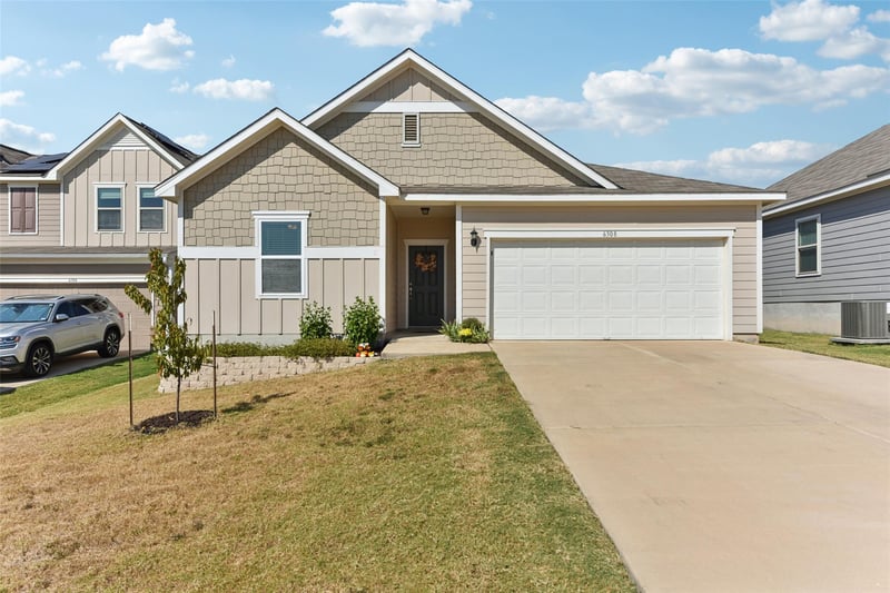 Virtual tour of 6308 Routenburn St