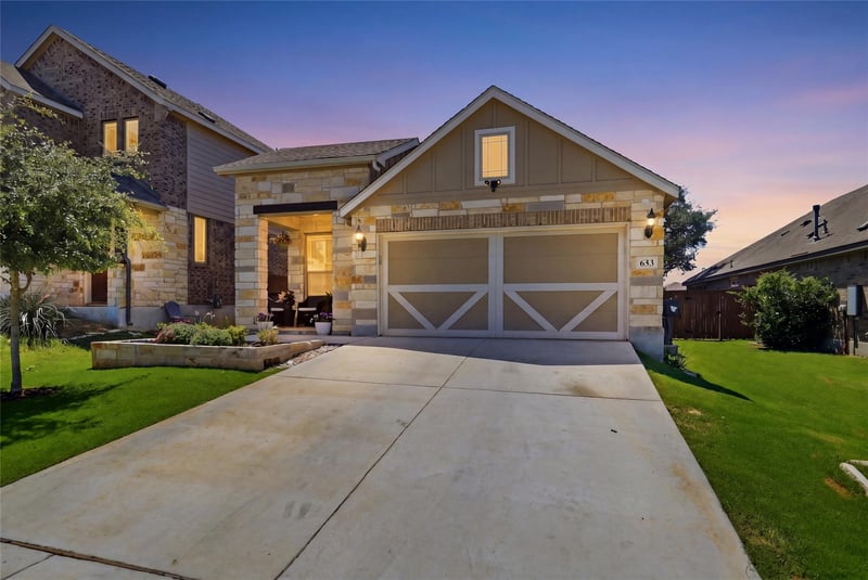 Virtual tour of 633 Jaboncillo ST