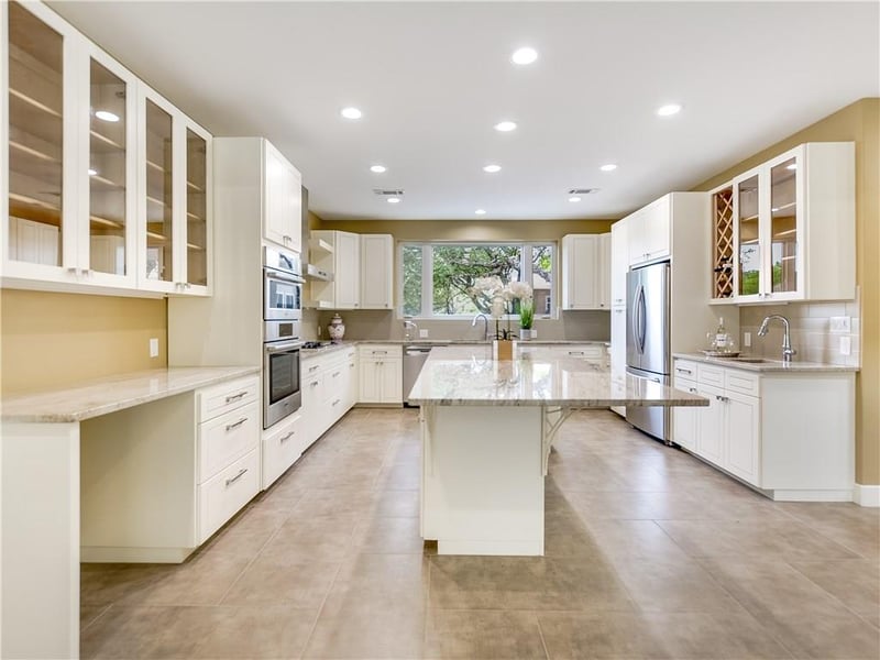 Virtual tour of 6404 Weatherwood CV