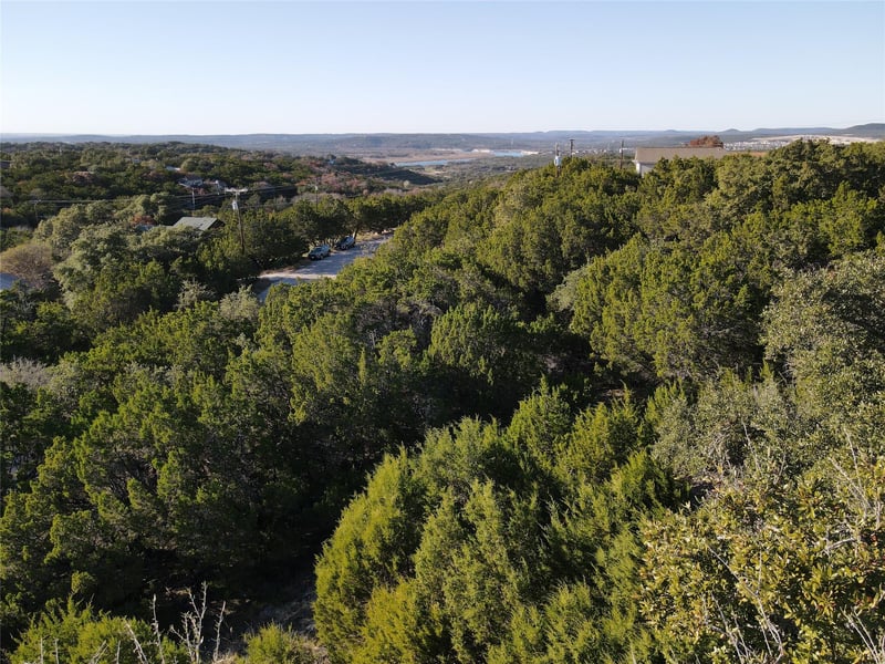 Virtual tour of 6408 Lohmans Ford Rd