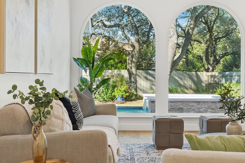 Virtual tour of 6433 Ruxton Ln