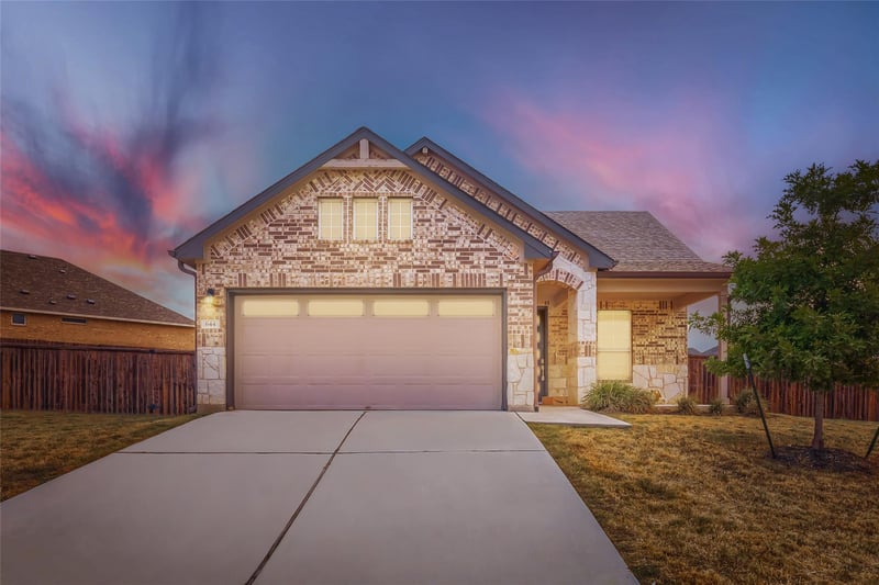 Virtual tour of 644 Peace Pipe WAY