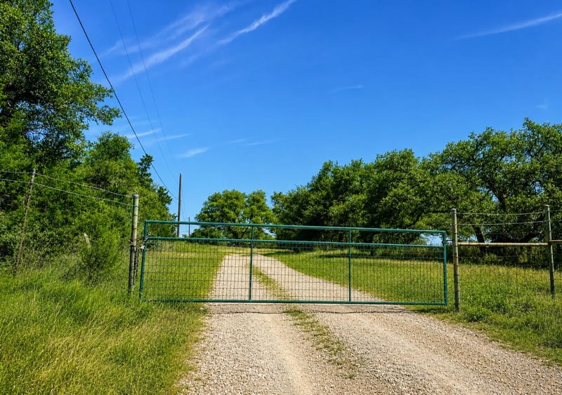 Virtual tour of 6500 W Highway 290