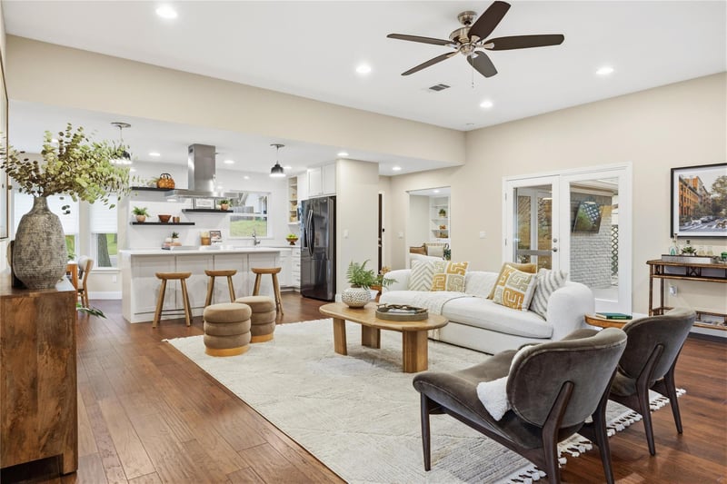 Virtual tour of 6505 Shadow Valley DR