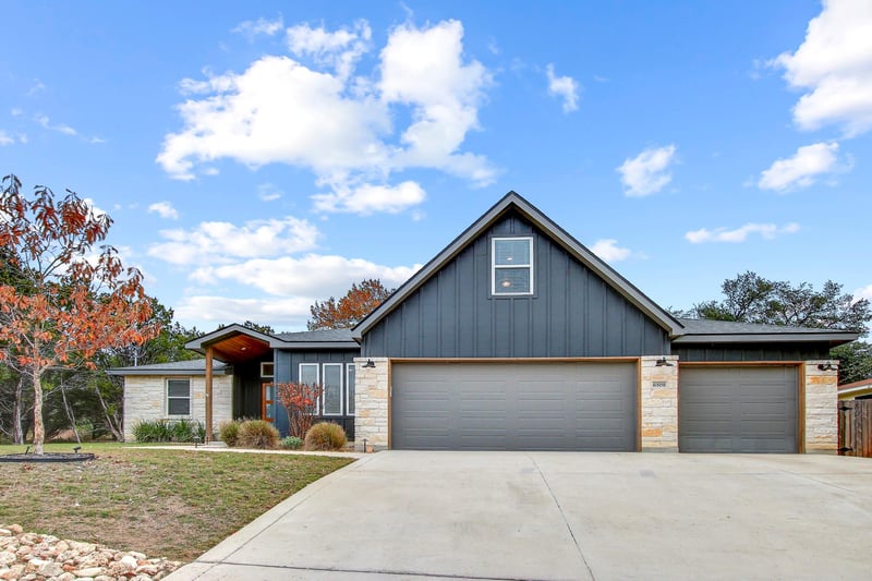 Virtual tour of 6509 Shady LN