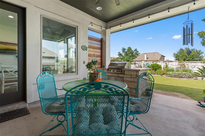 Virtual tour of 653 Coyote Creek WAY