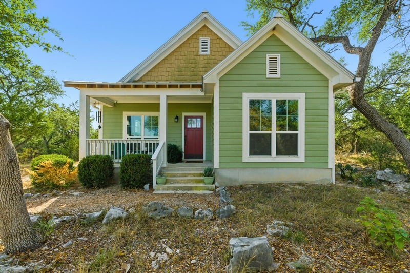 Virtual tour of 655 Cascade Trl