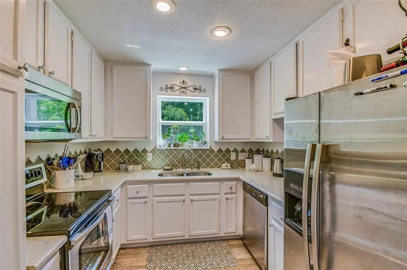 Virtual tour of 6600 Valleyside Rd Unit #B8
