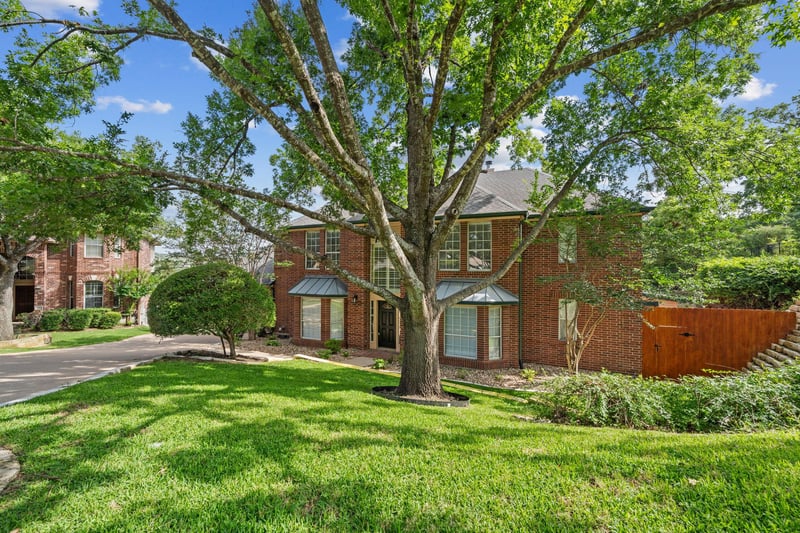 Virtual tour of 6604 Strutton CV