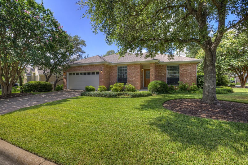 Virtual tour of 6661 Ruxton LN