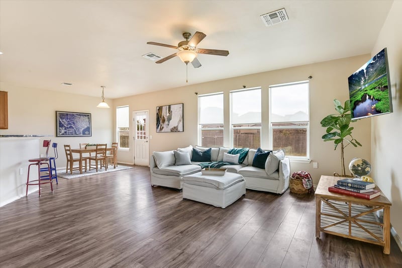 Virtual tour of 6701 Crosne ST