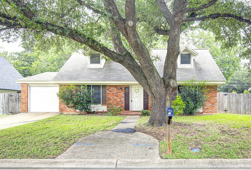 Virtual tour of 6704 Isabelle DR