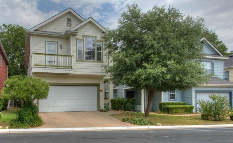 Virtual tour of 6704 Manchaca Rd Unit #14