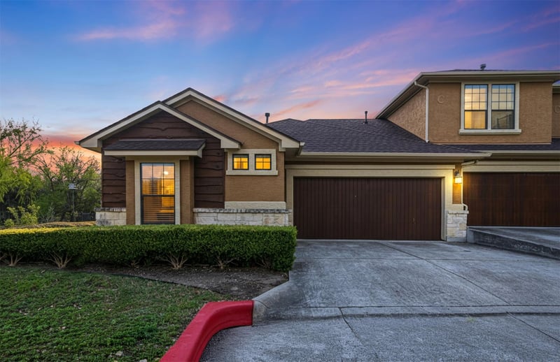 Virtual tour of 6705 Covered Bridge DR Unit #8