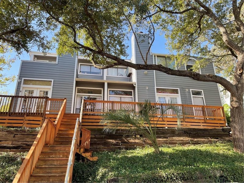 Virtual tour of 6726 Lancret Hill Dr