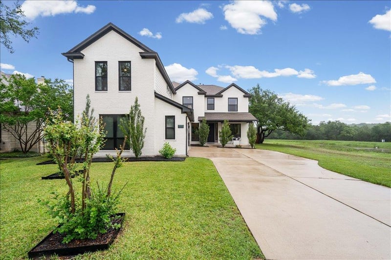 Virtual tour of 6729 Hansa Loop