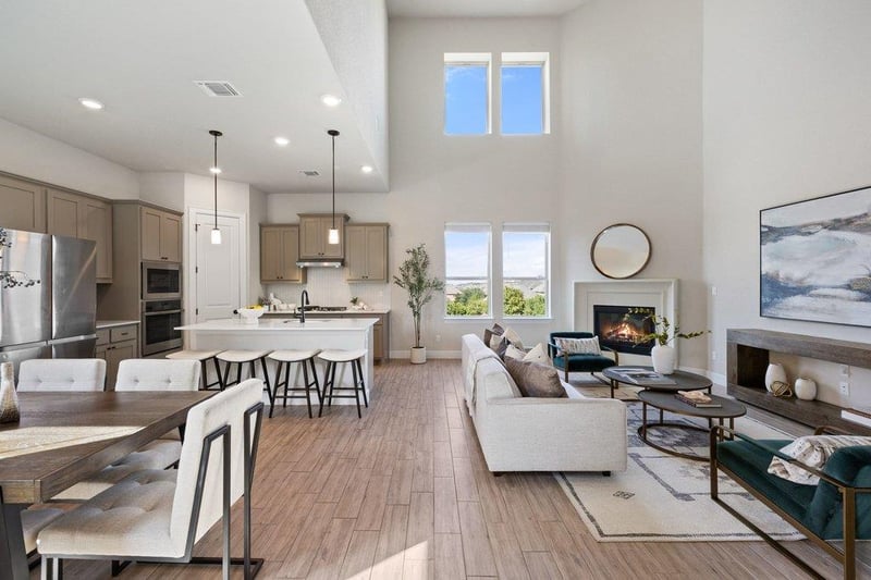 Virtual tour of 6800 Empresa Dr