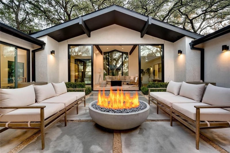 Virtual tour of 6804 Rockledge CV