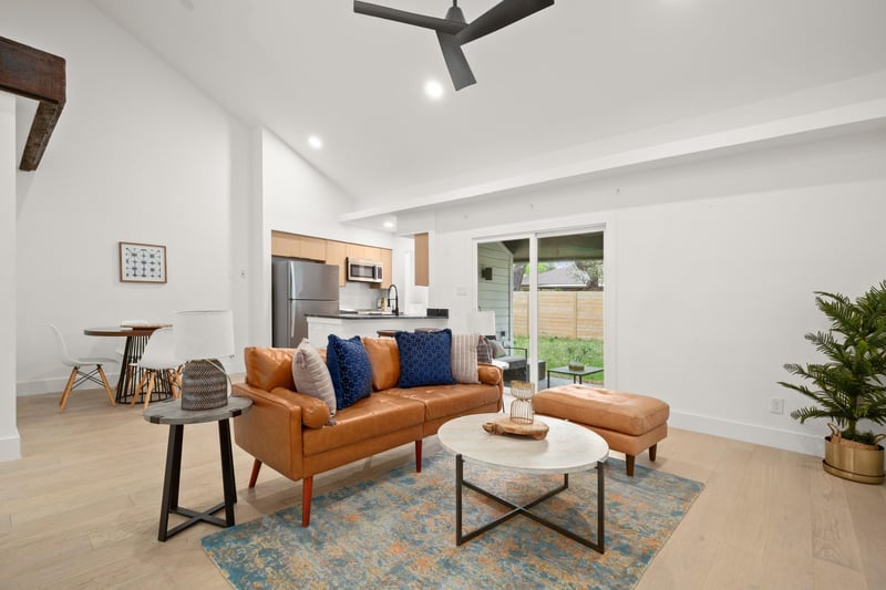 Virtual tour of 6807 Woodhue DR Unit #A