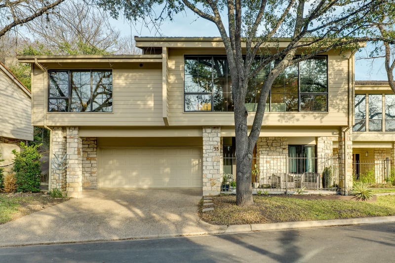 Virtual tour of 6820 N Cypress PT Unit #33