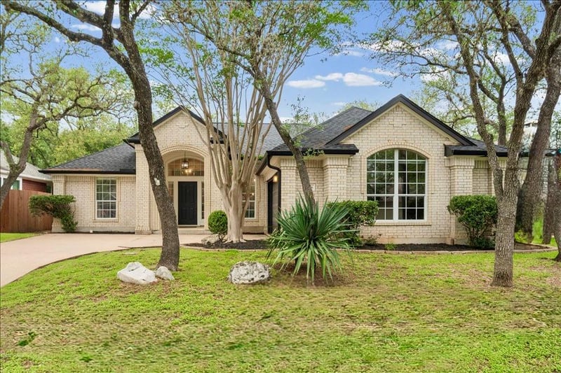 Virtual tour of 6868 Auckland Dr