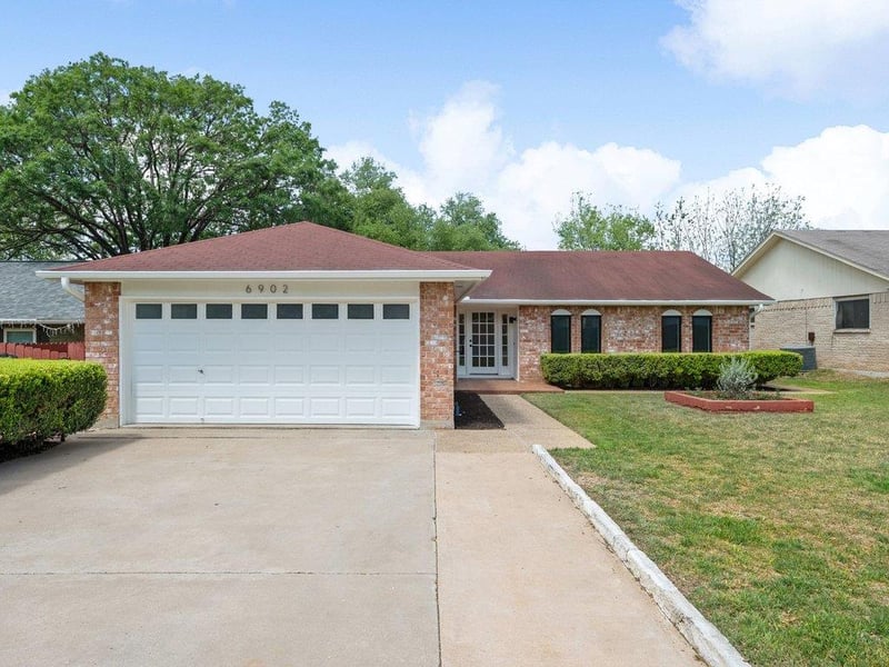 Virtual tour of 6902 Meadow RUN