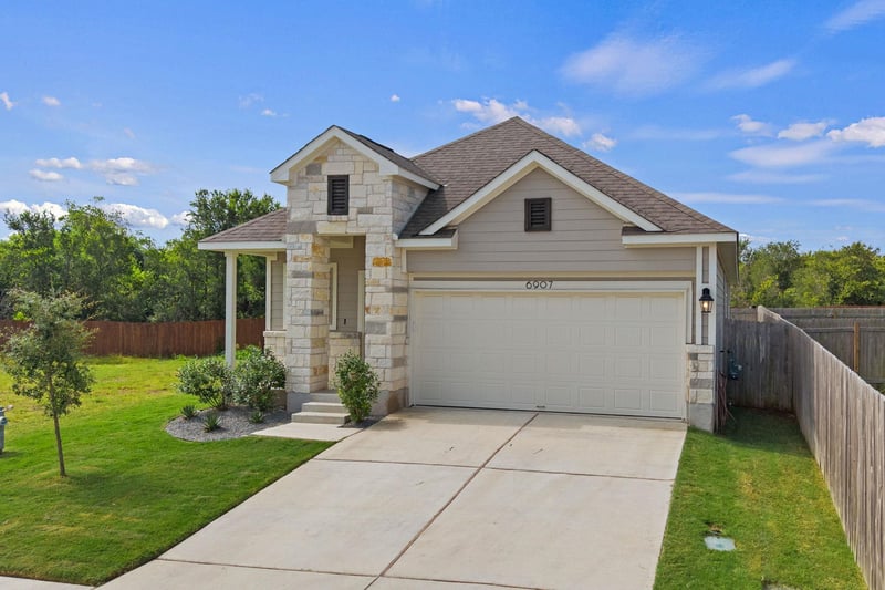 Virtual tour of 6907 Short Run LN