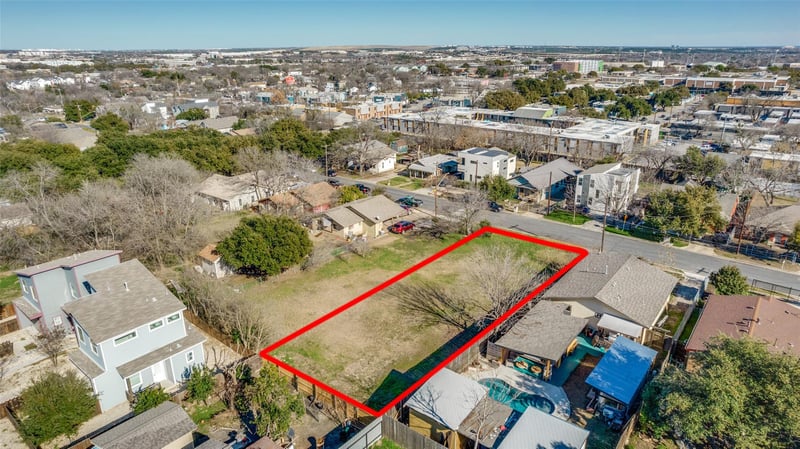 Virtual tour of 6908 Blessing Ave