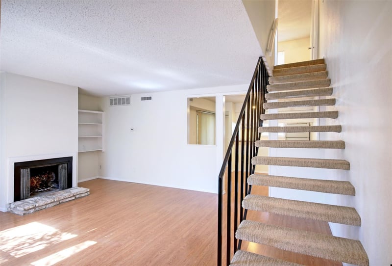 Virtual tour of 6910 Hart LN Unit #506