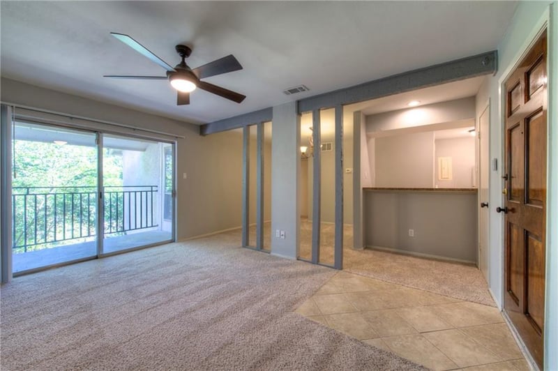 Virtual tour of 6910 Hart Unit #407