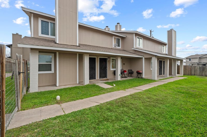 Virtual tour of 6913 Wentworth DR