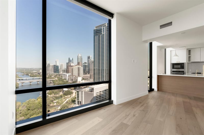 Virtual tour of 70 Rainey St Unit #2102