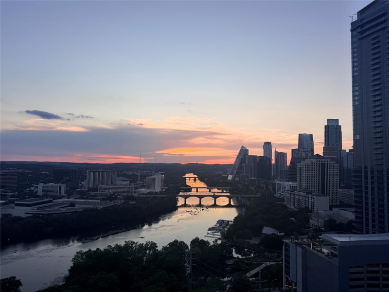 Virtual tour of 70 Rainey ST Unit #2106